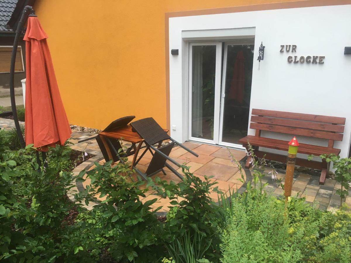 Ferienwohnung "Zur Glocke" Бург Екстериор снимка